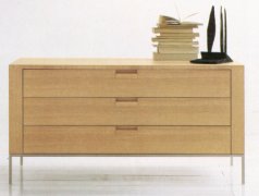 Apta chest of drawers from Maxalto                                           